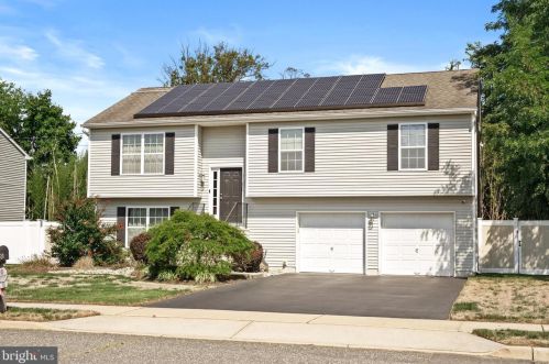 80 Clearview Ave, Trenton NJ  08619-1216 exterior