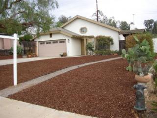 13921 Eastern St, Poway, CA 92064-4007