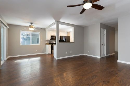 850 Cypress Point Way, Oceanside, CA 92058-6935