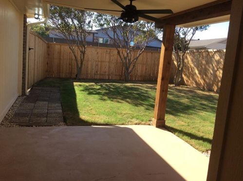 3227 Northview, Carrollton TX 75007-3022 exterior