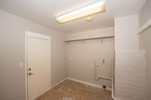 6375 Westview Dr, Riverside CA  92506-5325 exterior