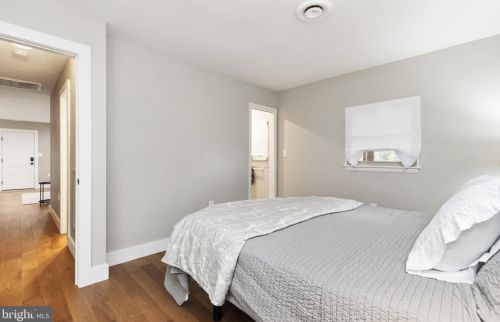 414 Ben Oaks Dr, Severna Park MD 21146-2207 exterior