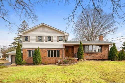 1510 Sullivan Ave, Wapping CT  06074-2711 exterior
