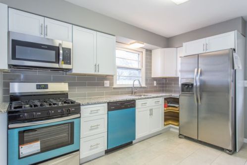 29 Daka Ct, Bloomfield, NJ 07003-4026