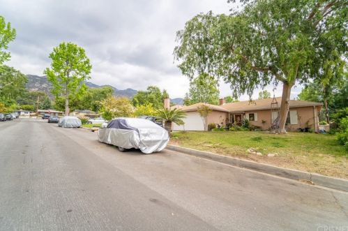 3358 Alicia Ave, Altadena, CA 91001-4408