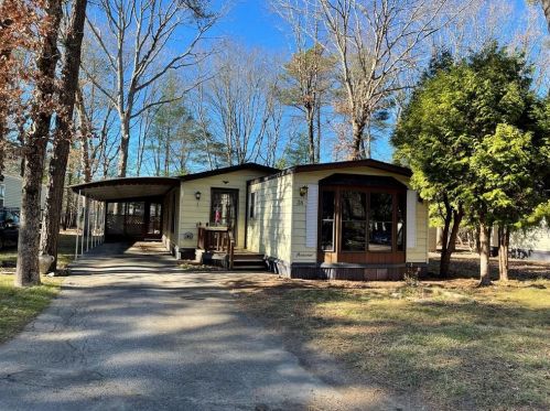 38 Leisure Way, Coventry, RI 02816-6767