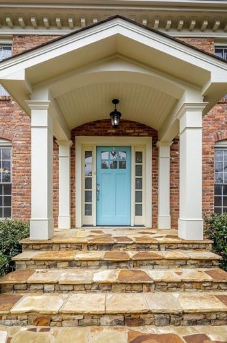 455 Hunters Crossing Dr, Atlanta, GA 30328-1756