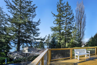 407 Briar Rd, Bellingham, WA 98225-7809