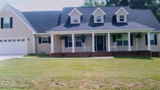304 Thomas Rd, Benton, TN 37307-5205