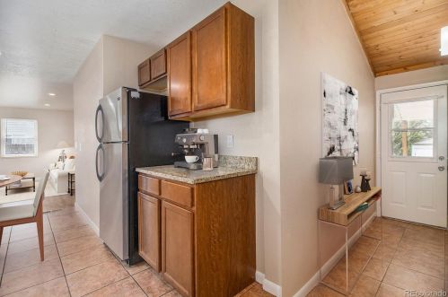 821 Nile St, Aurora CO 80401-2934 exterior