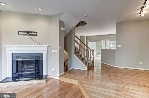 12011 Edgemere Cir, Herndon VA  20190-3257 exterior