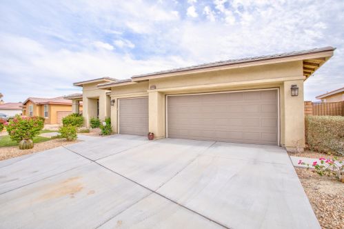 80099 Peak Forest Dr, Indio, CA 92203-4802