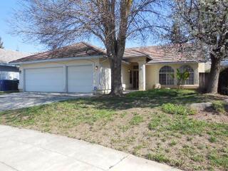 465 Timberline Dr, Madera, CA 93637-5918