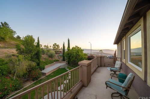 16849 Ridge Cliff Dr, Riverside CA  92503-0251 exterior