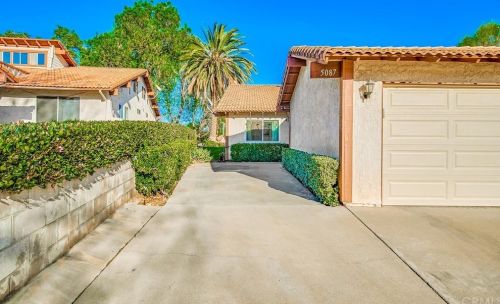5087 Los Olivos Way, Riverside, CA 92505-3233