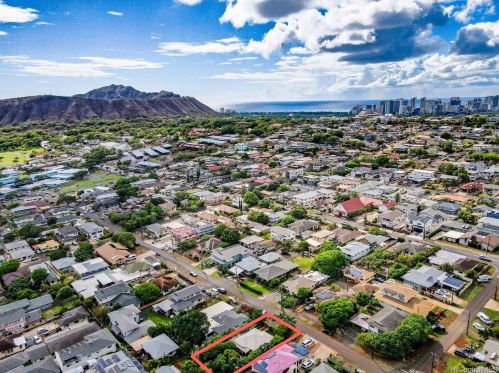 847 19th Ave, Honolulu HI  96816-4503 exterior