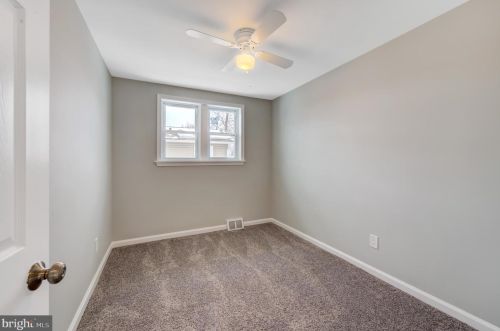 2644 Finlaw Ave, Camden NJ 08109-3116 exterior