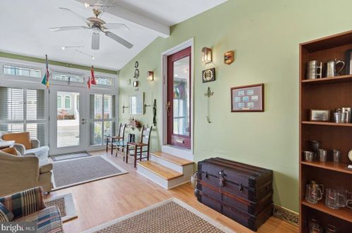 1625 Winters Ave, Shady Side MD 20764-9718 exterior