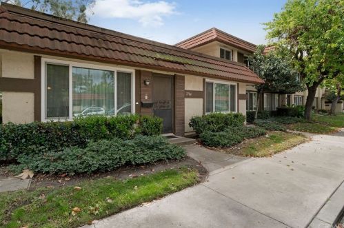 2784 Pepper Tree Dr, Anaheim, CA 92801-1324