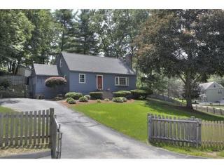39 Cambridge Rd, Nashua, NH 03062-3623