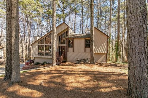 332 Hoofbeat Trl, Kennesaw, GA 30144-1618