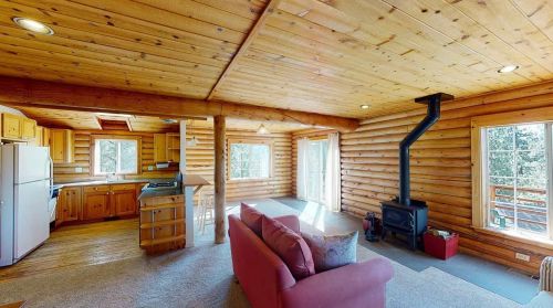 11860 Highland Ave, Truckee, CA 96161-1710