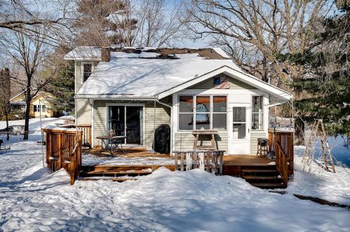 92 Dahlia St, Saint Paul MN 55115-1609 exterior