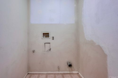 1283 13th St, Upland CA 91786-2966 exterior