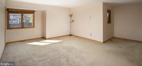 1 Boleyn Ct, Trenton NJ exterior