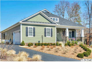27 Ferndown Ln, Keswick, VA 22947