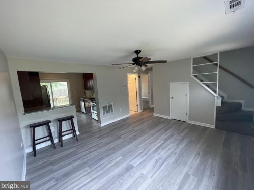 811 Duvall Hwy, Riviera Beach MD  21122-1623 exterior