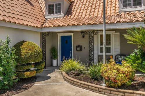 2929 Hempstead Rd, Anaheim CA  92806-4008 exterior