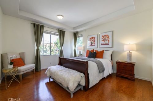 22 Del Ventura, Irvine CA  92606-8857 exterior