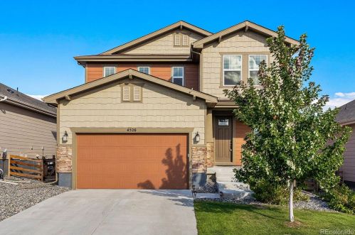 4526 Nepal Ct, Aurora, CO 80015-7436