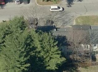 9914 Maple Leaf Dr, Gaithersburg, MD 20886-1134