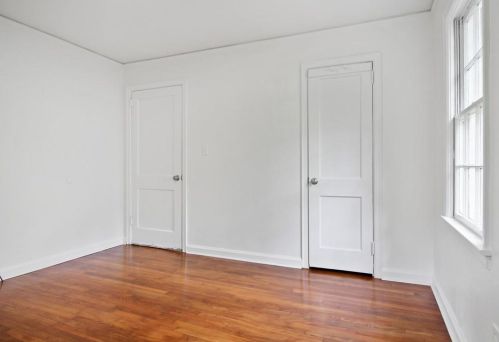 1678 Bridgeport Dr, Atlanta GA  30318-3332 exterior