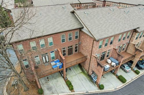 2851 Crescent Park Ln, Atlanta GA  30339-6028 exterior