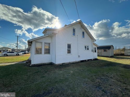 406 Charlotte Ave, Crisfield, MD 21817-1600