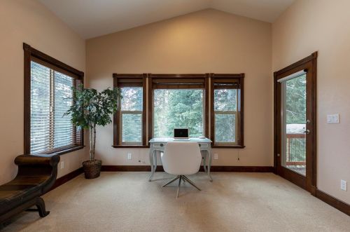 10970 Palisades Dr, Truckee CA  96161-3188 exterior