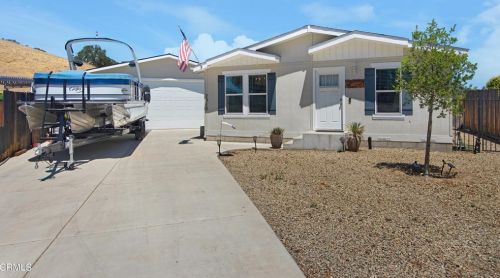 2915 Gold Rush Ln, Lake Nacimiento, CA 93446-4171