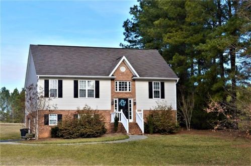 177 Swicegood Farms Ln, Linwood, NC 27299-9566