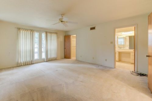 46 Ivy Ct, Conroe TX  77304-1205 exterior