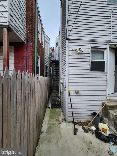 1637 61 St, Philadelphia PA 19151-3929 exterior