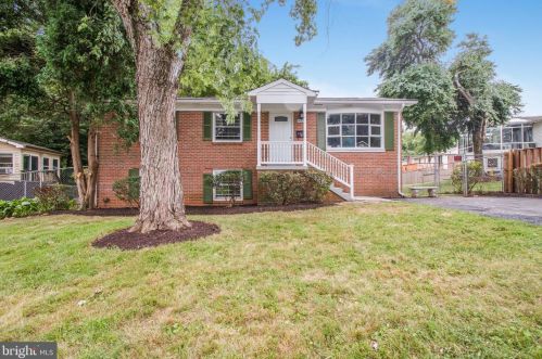 14822 Empire St, Woodbridge, VA 22193-2623
