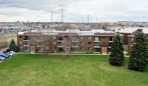 953 Rohlwing Rd, Addison IL  60101-6129 exterior