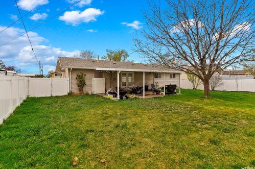 434 600, Perry UT 84302-1347 exterior