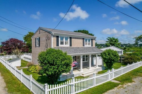 46 Tony St, Tiverton, RI 02878-5025