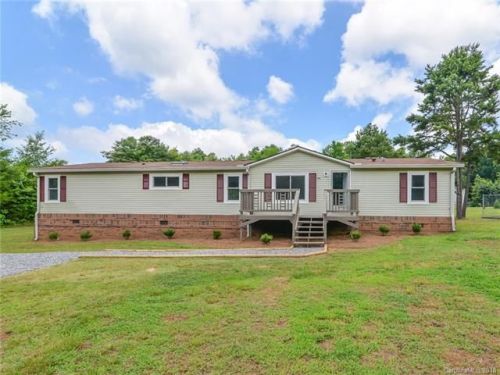 146 Kendall Rd, Bells Cross Roads, NC 28166-8772