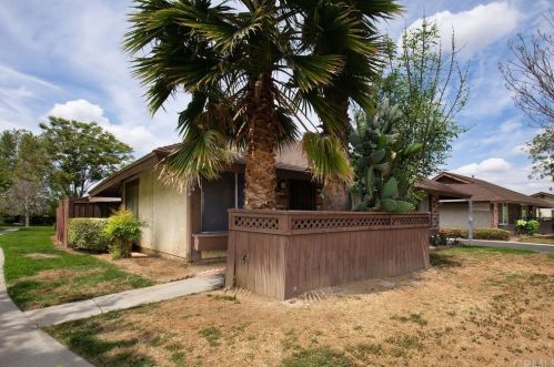 9211 Admiralty Ave, Riverside CA  92503-3348 exterior