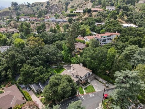 1566 Hillside Dr, Glendale CA  91208-2456 exterior